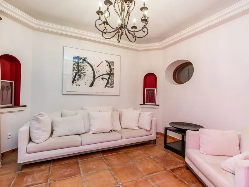 Situated on one of the most prestigious roads in Sierra Blanca, this magnificent villa embodies the essence of Marbella luxury living. Set on an expansive plot of almost 2,000 m², the property enjoys total privacy, lush gardens, and breathtaking sea views