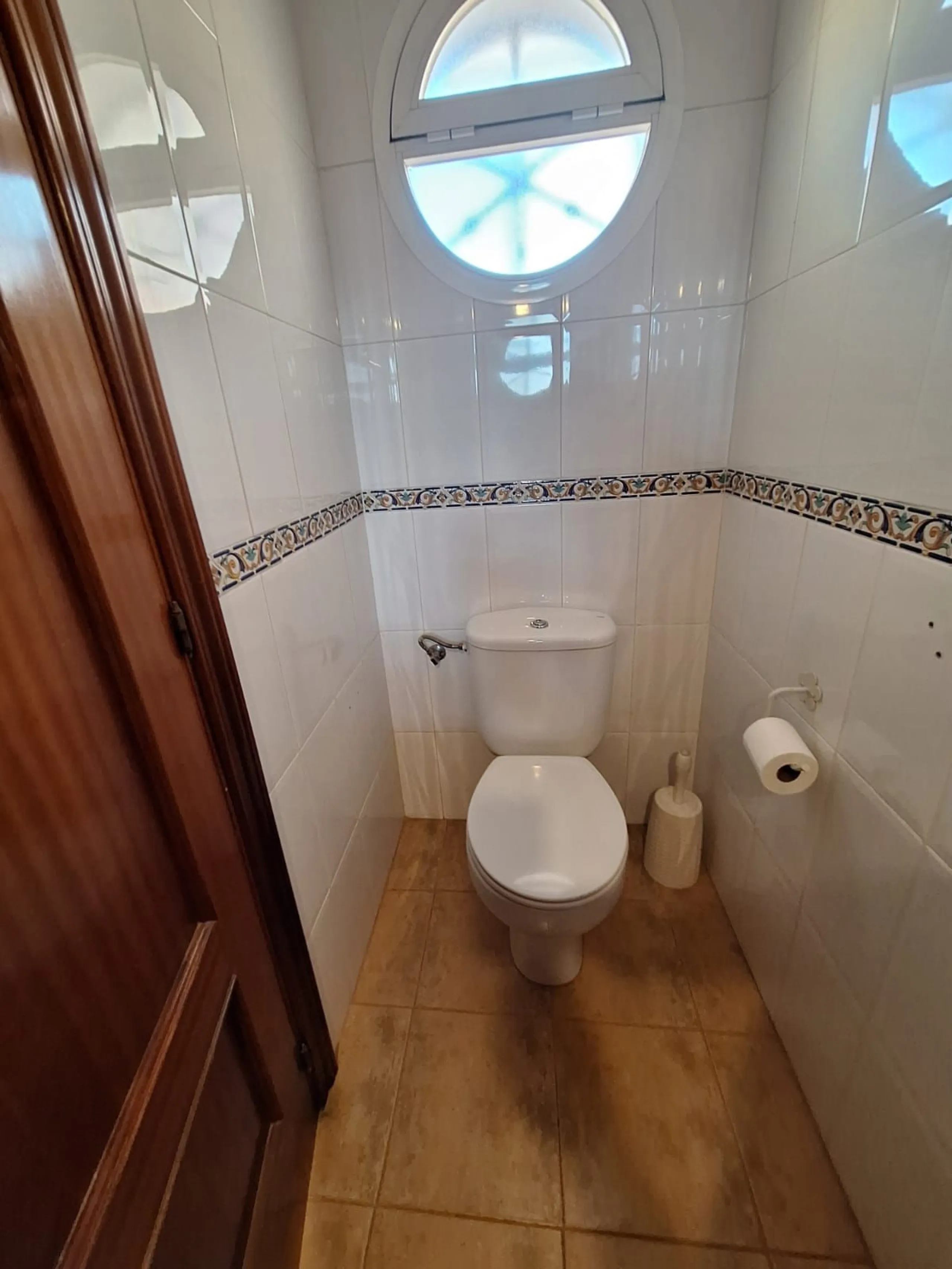 Discover unparalleled coastal serenity in this magnificent semi-detached townhouse within the prestigious Sierramar III urbanisation, a secure gated enclave in Marbella's exclusive Huerta del Prado-La Montúa district, nestled against the foothills of the 