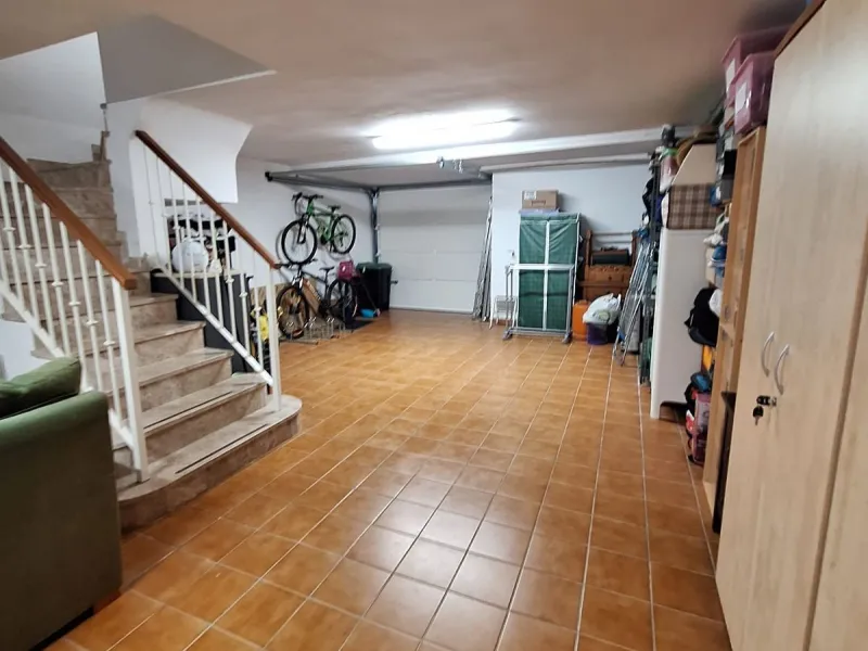 Discover unparalleled coastal serenity in this magnificent semi-detached townhouse within the prestigious Sierramar III urbanisation, a secure gated enclave in Marbella's exclusive Huerta del Prado-La Montúa district, nestled against the foothills of the 