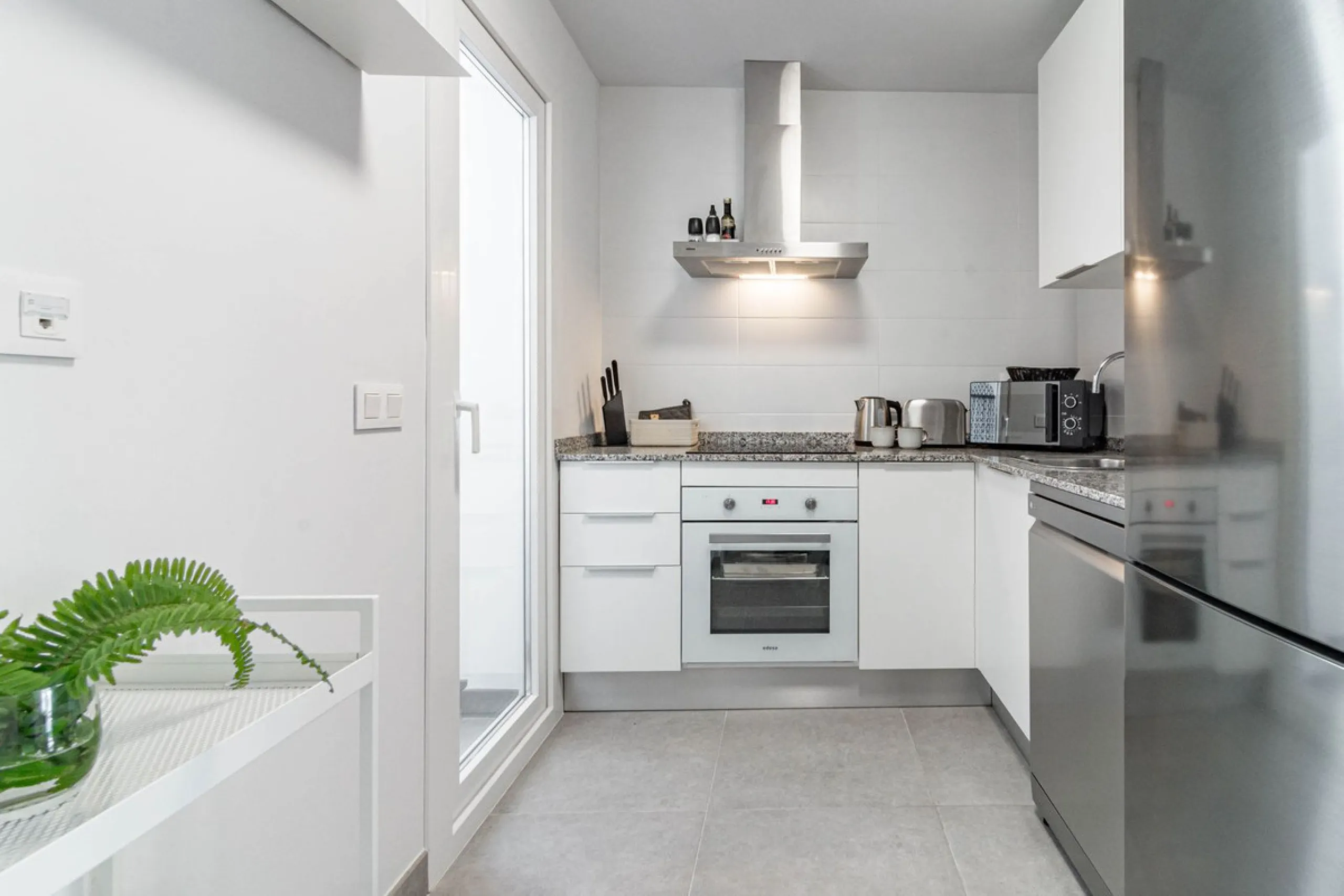 Apartment - Penthouse в продаже в Estepona, Málaga. В доме 2 спален и 2 ванных комнат. Площадь дома 88 м²