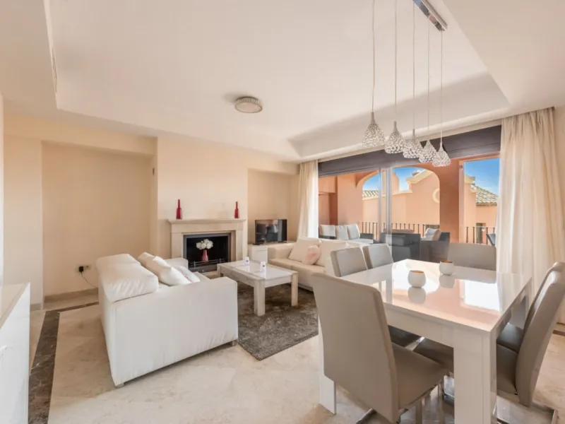 Immaculate Three-Bedroom Townhouse with Sea Views | Estepona