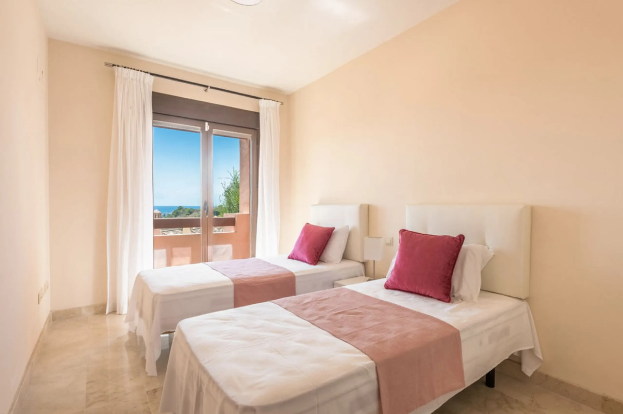 Immaculate Three-Bedroom Townhouse with Sea Views | Estepona