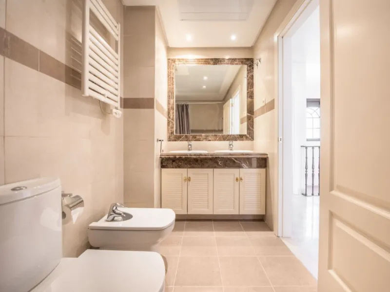 Immaculate Three-Bedroom Townhouse with Sea Views | Estepona