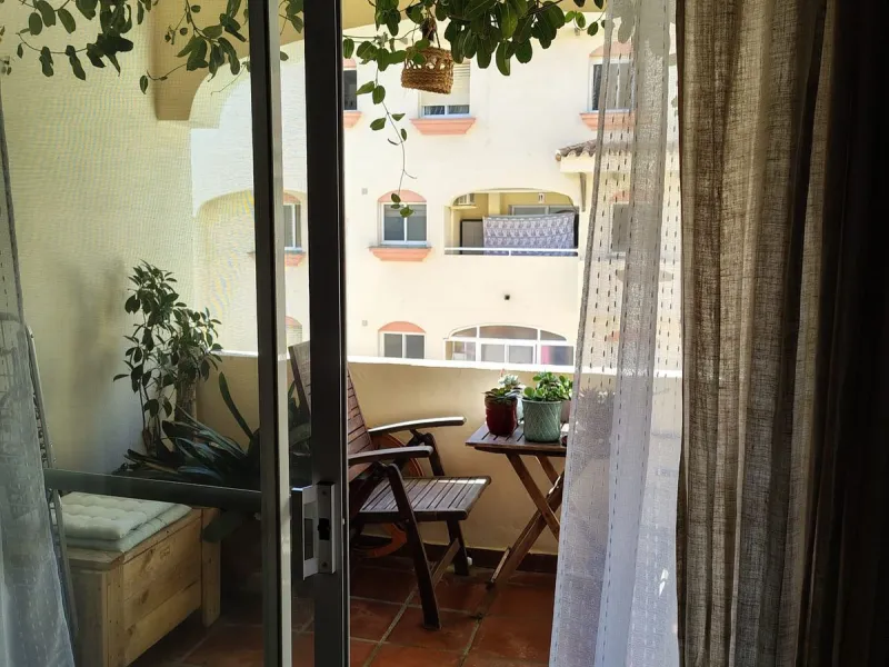 Beachfront 2-Bedroom Apartment with Sea Views & Direct Beach Access