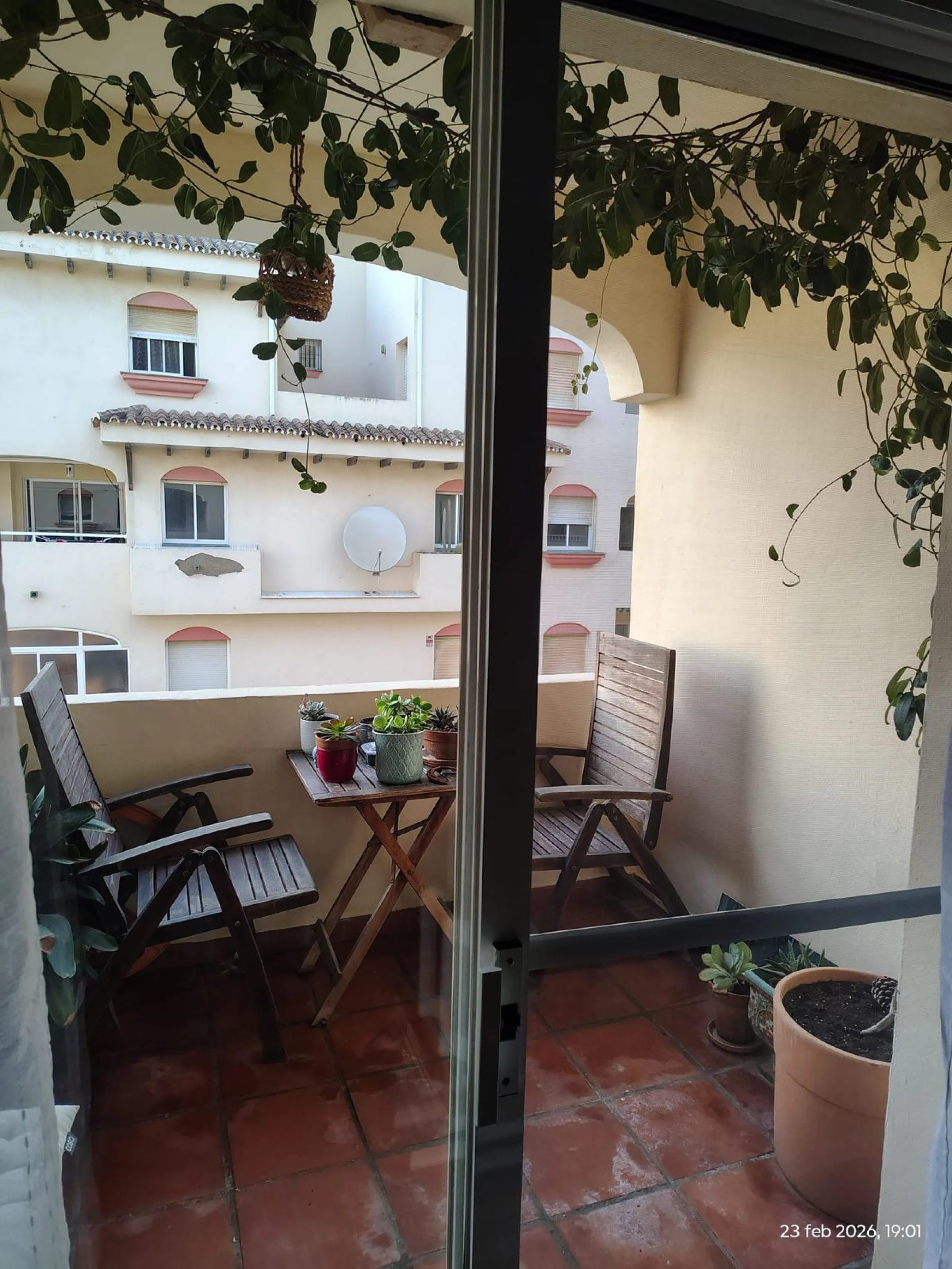 Beachfront 2-Bedroom Apartment with Sea Views & Direct Beach Access