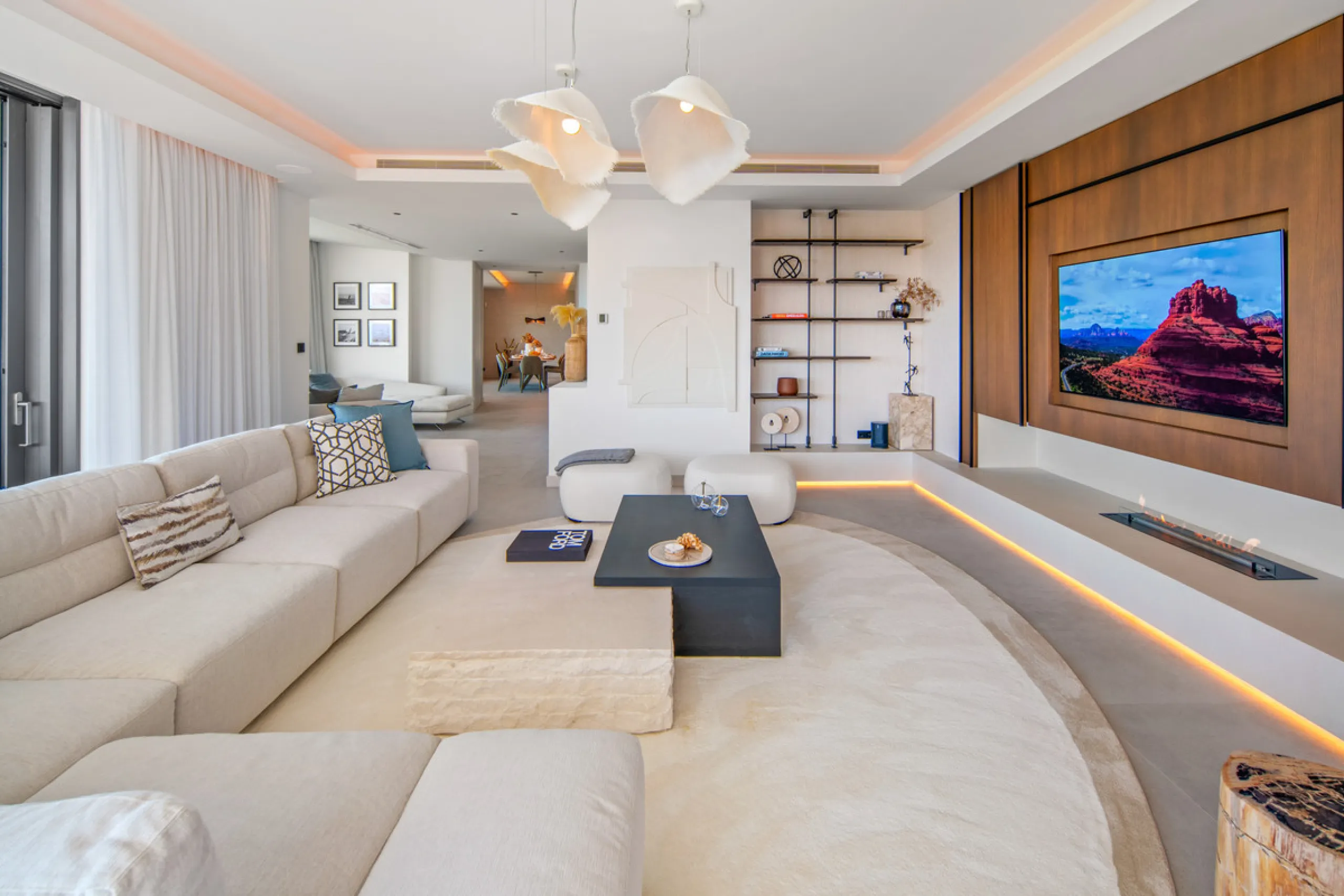 Set on a south-facing plot of over 1,000 m², this newly built villa delivers sweeping views of the Mediterranean Sea and surrounding mountains. Developed by Sands Villas and designed by Gonzalez Jacobson, the property combines sharp modern architecture wi