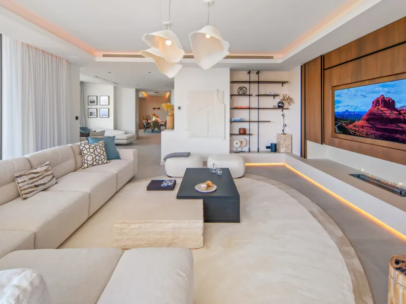 Set on a south-facing plot of over 1,000 m², this newly built villa delivers sweeping views of the Mediterranean Sea and surrounding mountains. Developed by Sands Villas and designed by Gonzalez Jacobson, the property combines sharp modern architecture wi