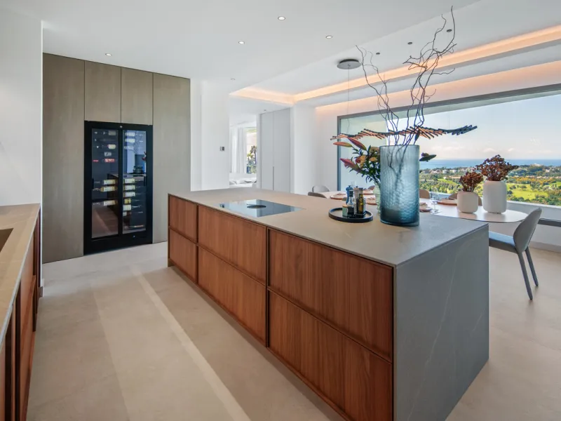Set on a south-facing plot of over 1,000 m², this newly built villa delivers sweeping views of the Mediterranean Sea and surrounding mountains. Developed by Sands Villas and designed by Gonzalez Jacobson, the property combines sharp modern architecture wi