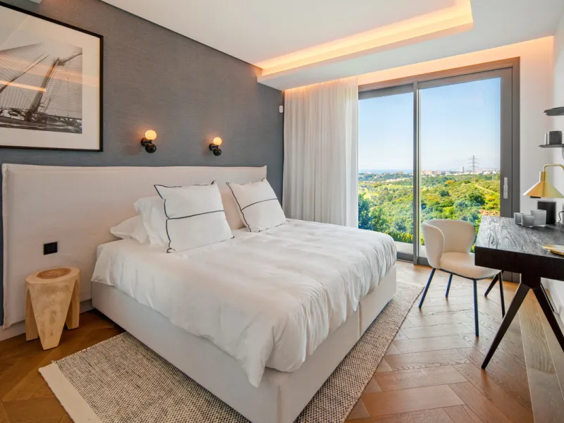 Set on a south-facing plot of over 1,000 m², this newly built villa delivers sweeping views of the Mediterranean Sea and surrounding mountains. Developed by Sands Villas and designed by Gonzalez Jacobson, the property combines sharp modern architecture wi