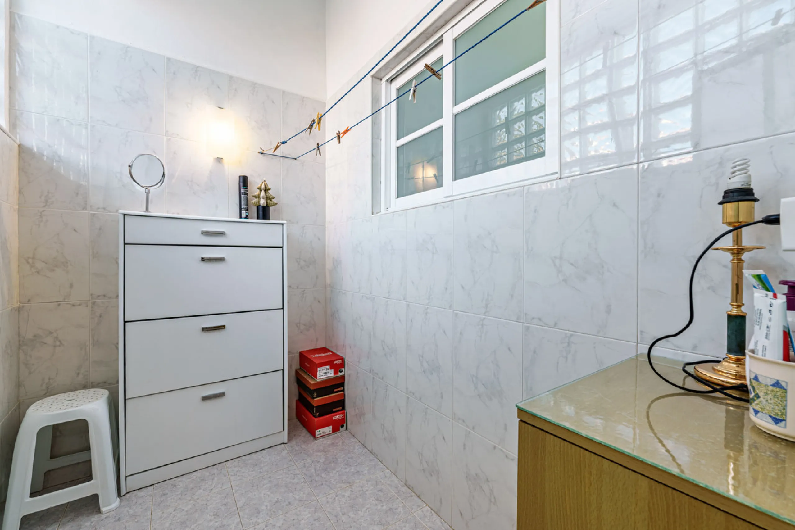 House - Detached Villa в продаже в Ciudad Jardín, Málaga. В доме 3 спален и 2 ванных комнат. Площадь дома 336 м². Площадь участка 533 м²