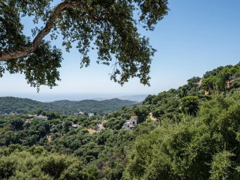 House - Finca - Cortijo в продаже в Casares, Málaga. В доме 5 спален и 5 ванных комнат. Площадь дома 280 м². Площадь участка 4044 м²