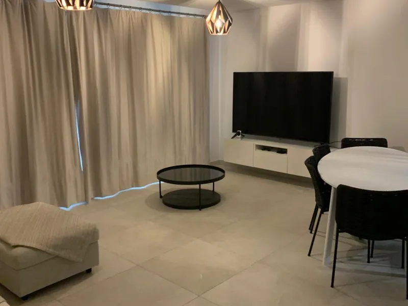 Contemporary Apartment with Exceptional 100 m² Terrace & Sea Views – Benahavís / Marbella