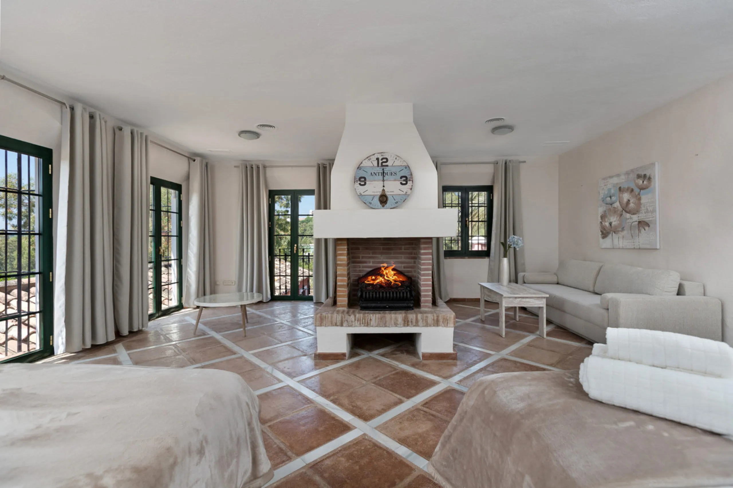 House - Detached Villa в продаже в Benahavís, Málaga. В доме 12 спален и 10 ванных комнат. Площадь дома 1058 м². Площадь участка 4899 м²