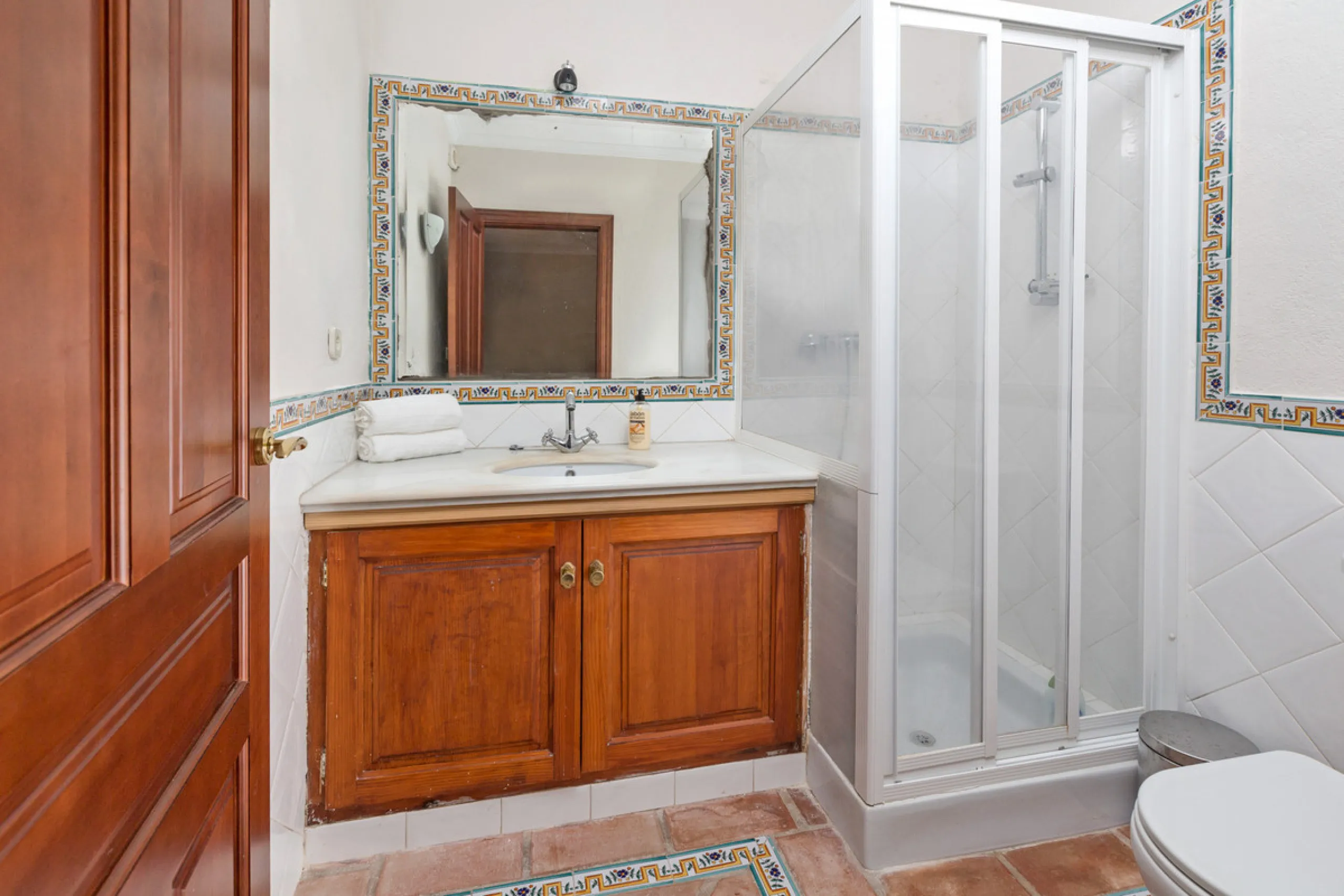 House - Detached Villa в продаже в Benahavís, Málaga. В доме 12 спален и 10 ванных комнат. Площадь дома 1058 м². Площадь участка 4899 м²