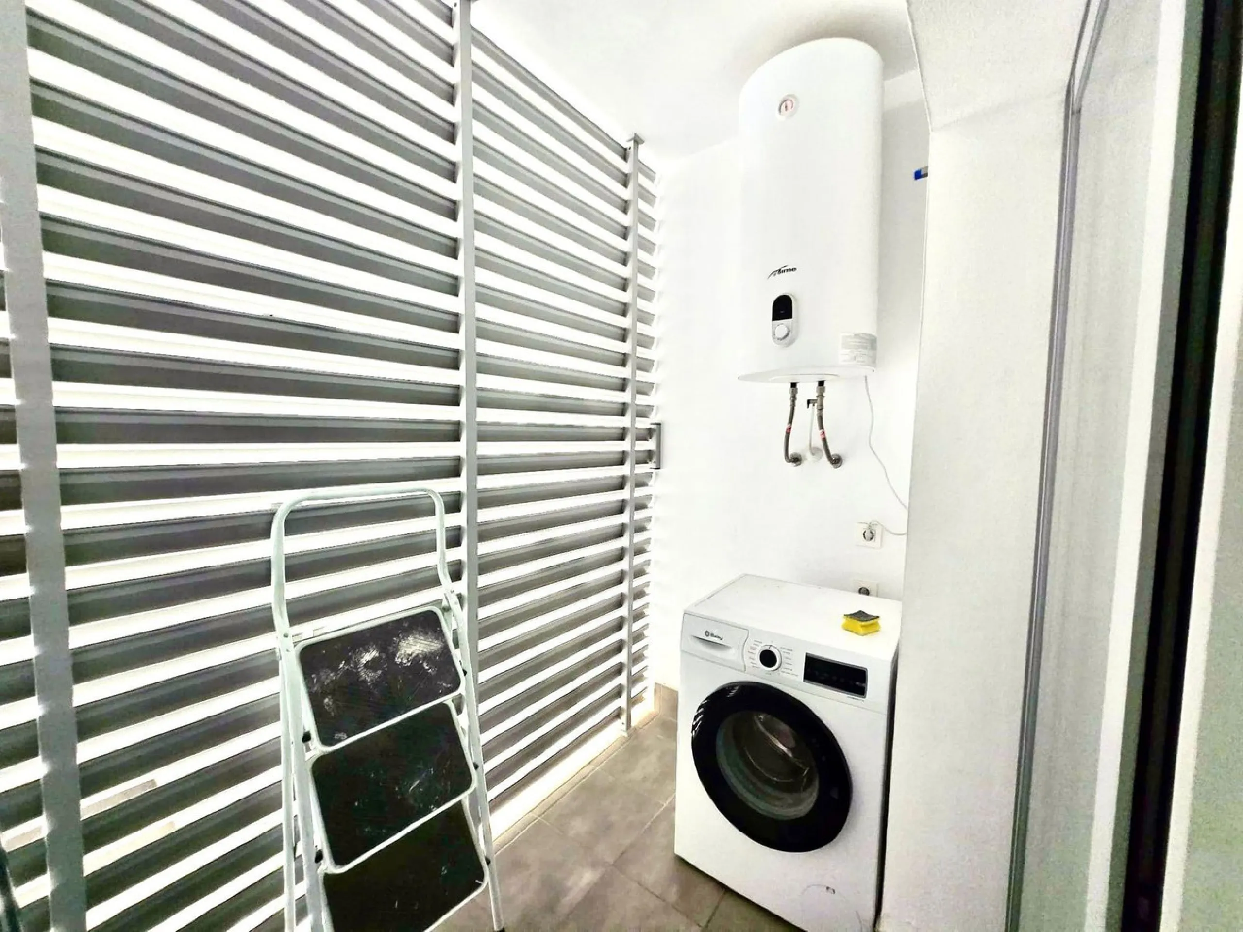 Modern Unfinished Apartment in La Campana, Nueva Andalucía