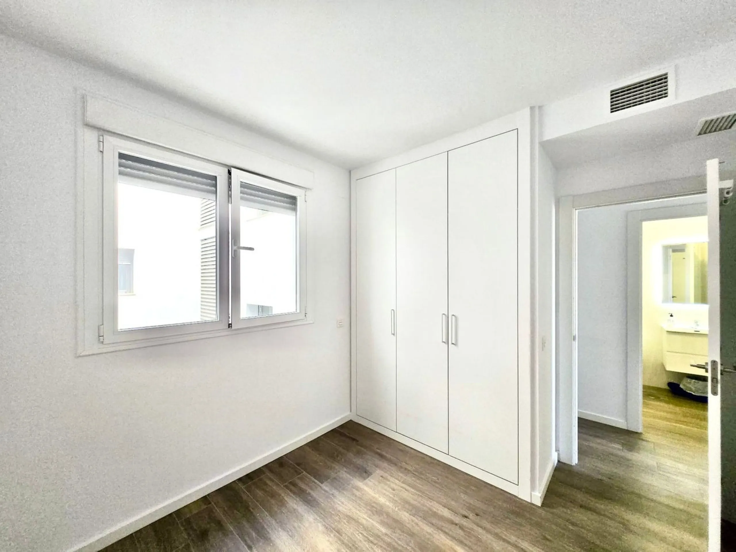 Modern Unfinished Apartment in La Campana, Nueva Andalucía