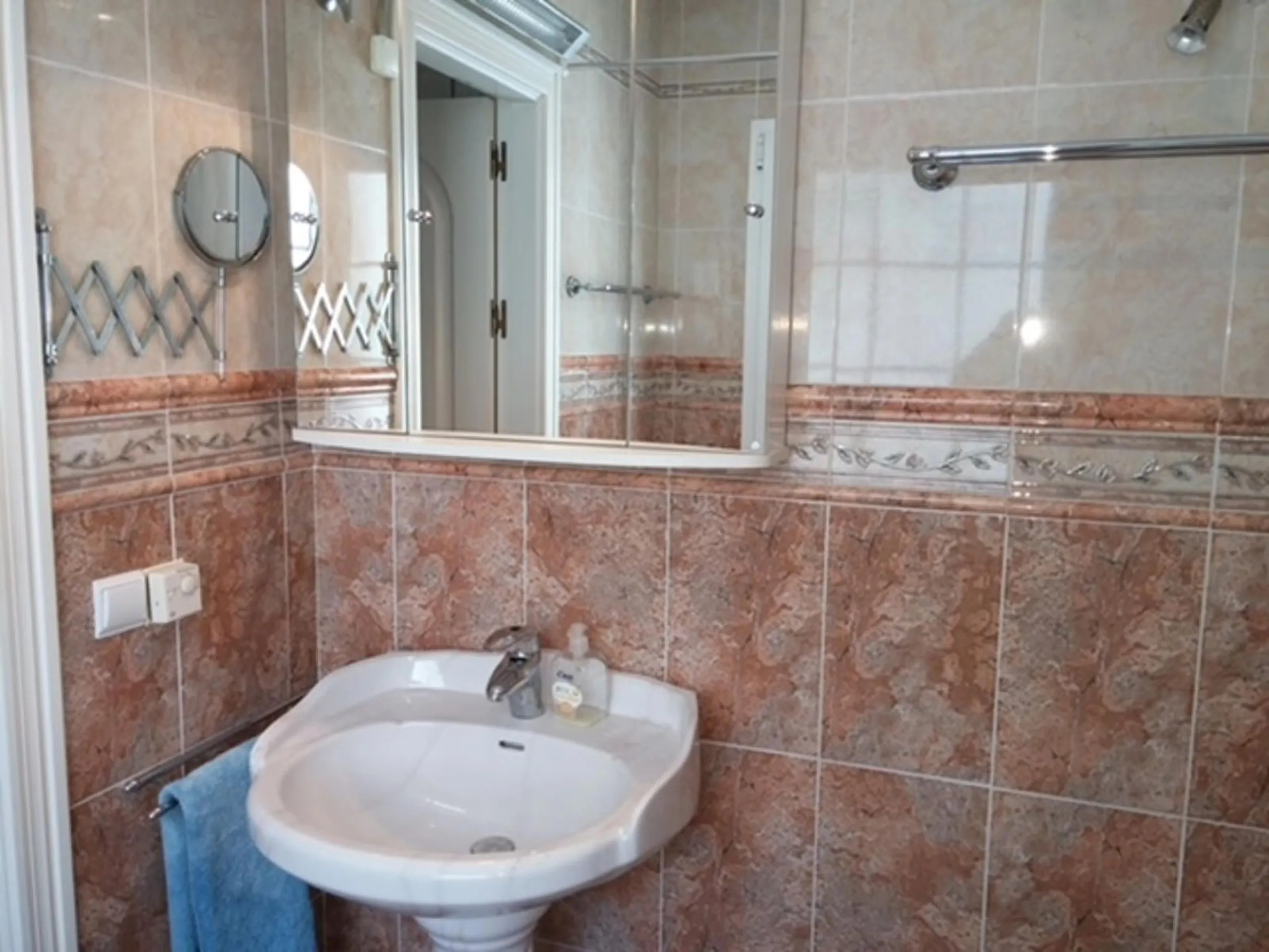 Unique Detached Villa with Stunning Views in Riviera del Sol – Ideal Investment Opportunity