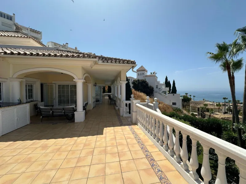 Unique Detached Villa with Stunning Views in Riviera del Sol – Ideal Investment Opportunity