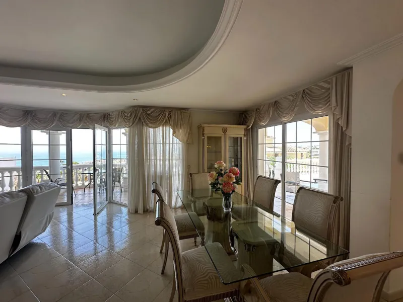Unique Detached Villa with Stunning Views in Riviera del Sol – Ideal Investment Opportunity