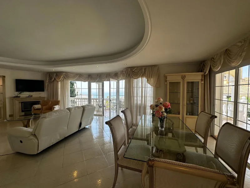 Unique Detached Villa with Stunning Views in Riviera del Sol – Ideal Investment Opportunity