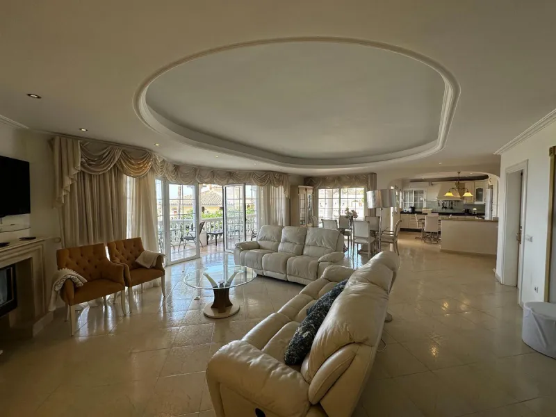 Unique Detached Villa with Stunning Views in Riviera del Sol – Ideal Investment Opportunity