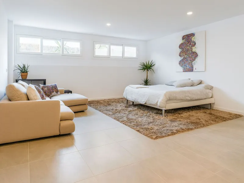 Fantastic 3 bedroom apartment in Riverside, Benahavis village.