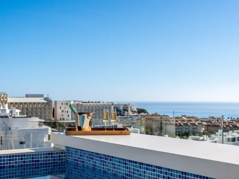 Exclusive Luxury Penthouse with Panoramic Mediterranean Views – 269 m²