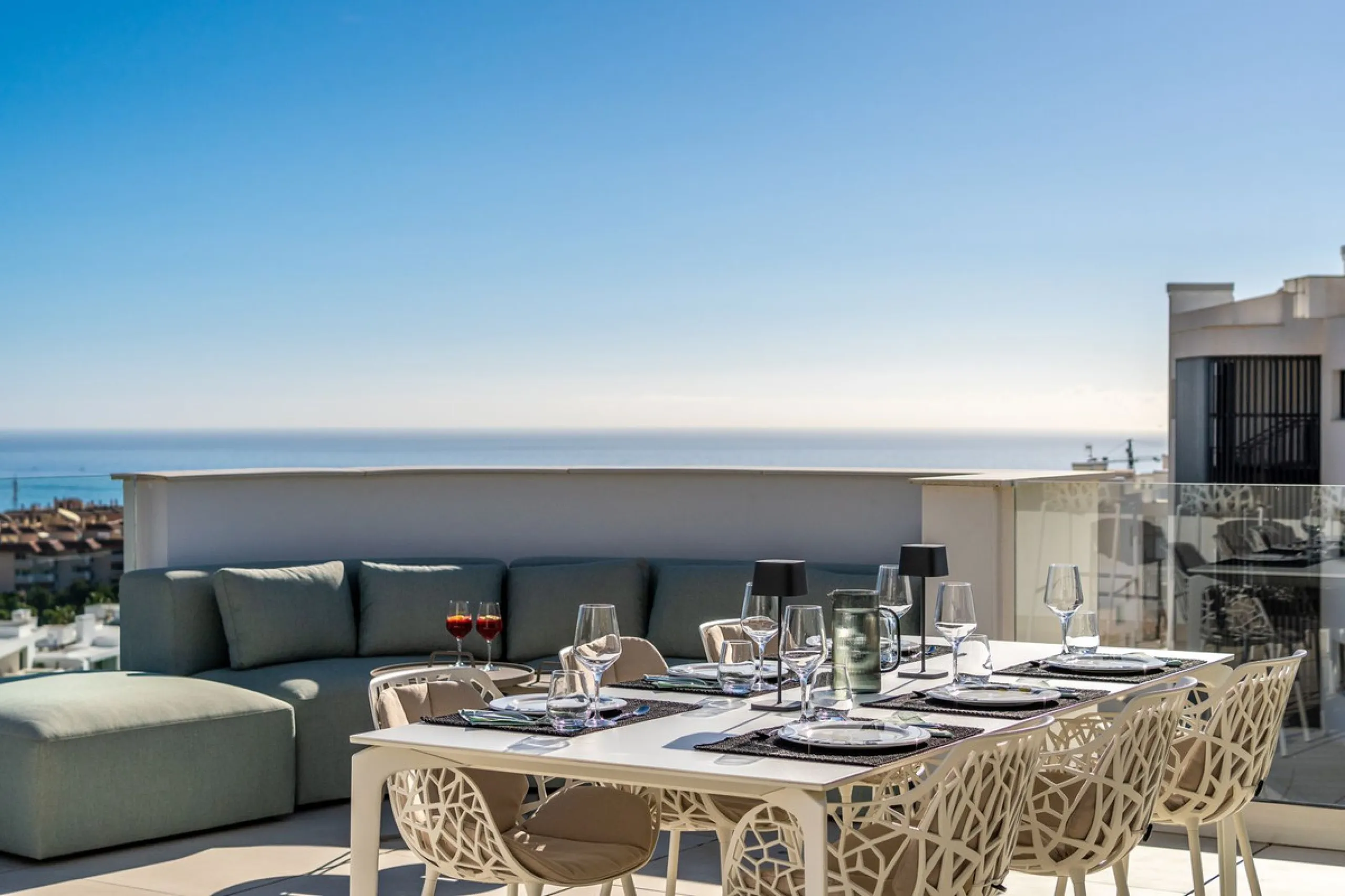 Apartment - Penthouse в продаже в Fuengirola, Málaga. В доме 3 спален и 2 ванных комнат. Площадь дома 156 м²