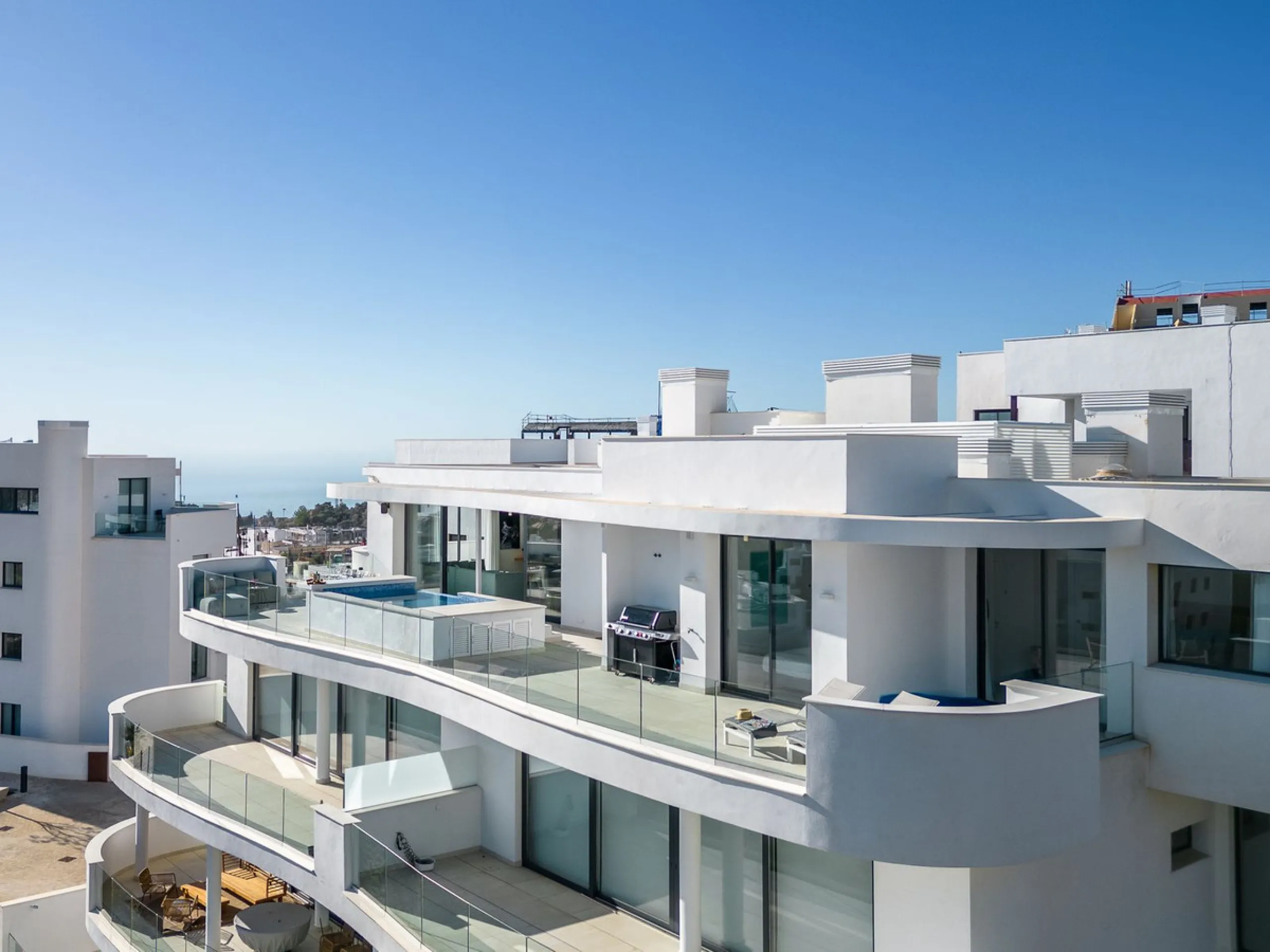 Apartment - Penthouse в продаже в Fuengirola, Málaga. В доме 3 спален и 2 ванных комнат. Площадь дома 156 м²