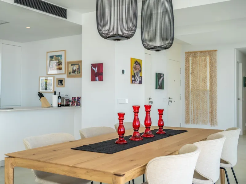 Apartment - Penthouse в продаже в Fuengirola, Málaga. В доме 3 спален и 2 ванных комнат. Площадь дома 156 м²