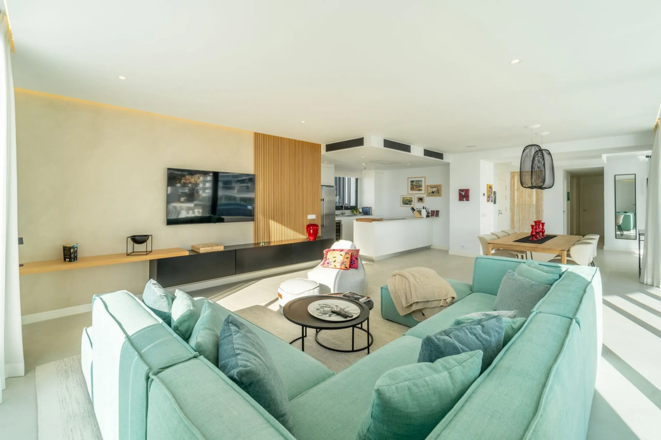 Apartment - Penthouse в продаже в Fuengirola, Málaga. В доме 3 спален и 2 ванных комнат. Площадь дома 156 м²