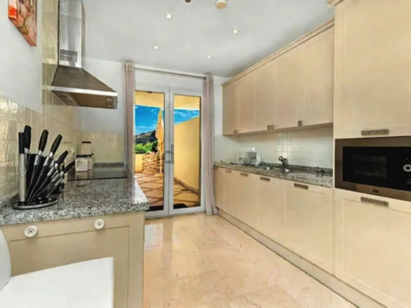 Luxury 2-Bedroom Apartment with Large Sea-View Terrace – Casares Costa