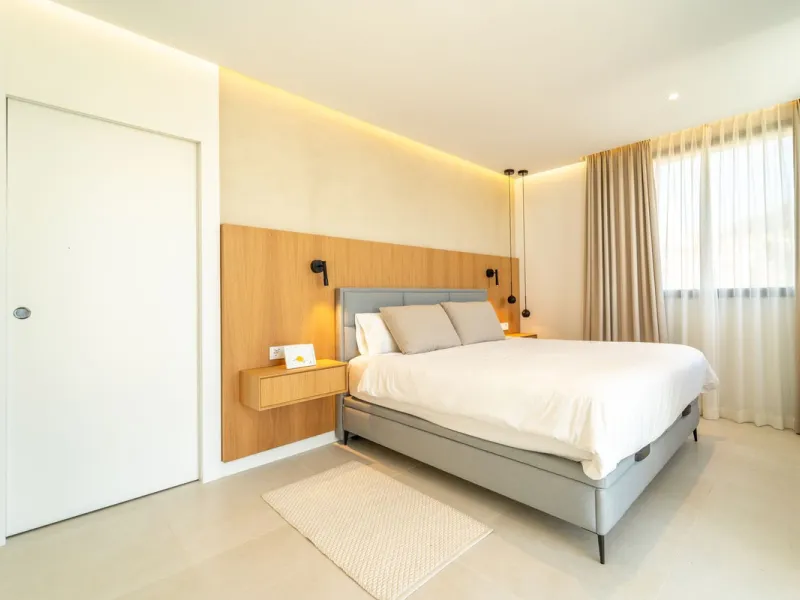 Apartment - Penthouse в продаже в Fuengirola, Málaga. В доме 3 спален и 2 ванных комнат. Площадь дома 156 м²