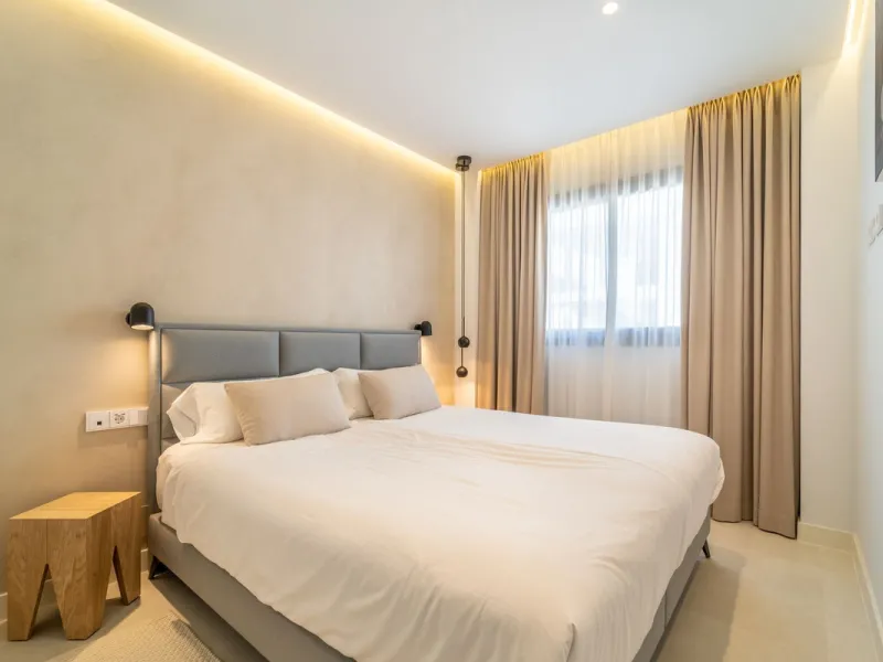 Apartment - Penthouse в продаже в Fuengirola, Málaga. В доме 3 спален и 2 ванных комнат. Площадь дома 156 м²
