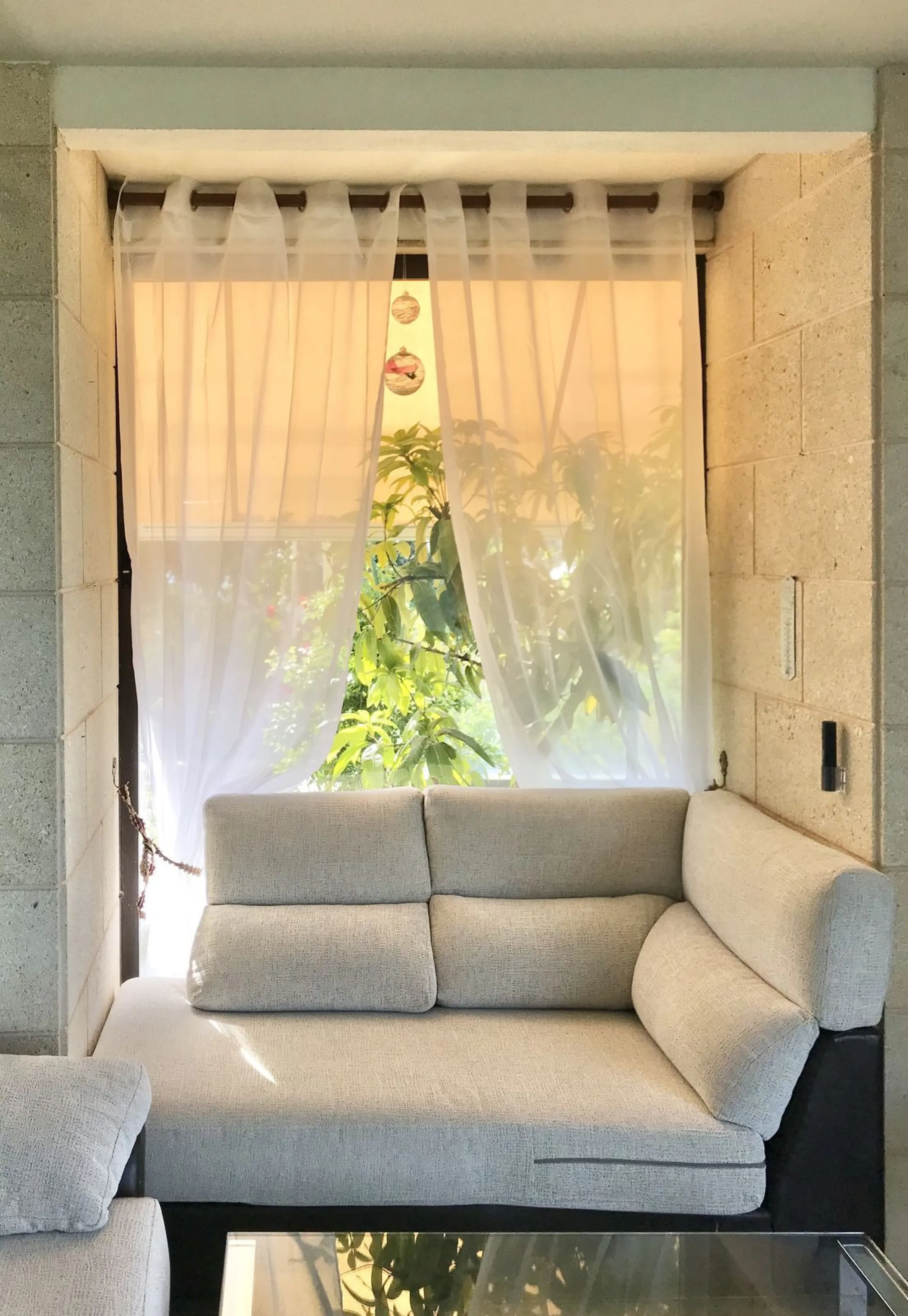 Nested in a natural and peaceful environment, surrounded by oak and pine trees, in an prestigious contemporary complex with 24 concierge and security service, this large 2 bedroom corner apartment offers some of the best views of the Mediterranean in Marb
