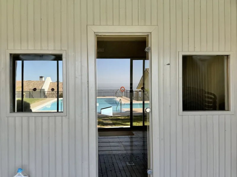 Nested in a natural and peaceful environment, surrounded by oak and pine trees, in an prestigious contemporary complex with 24 concierge and security service, this large 2 bedroom corner apartment offers some of the best views of the Mediterranean in Marb