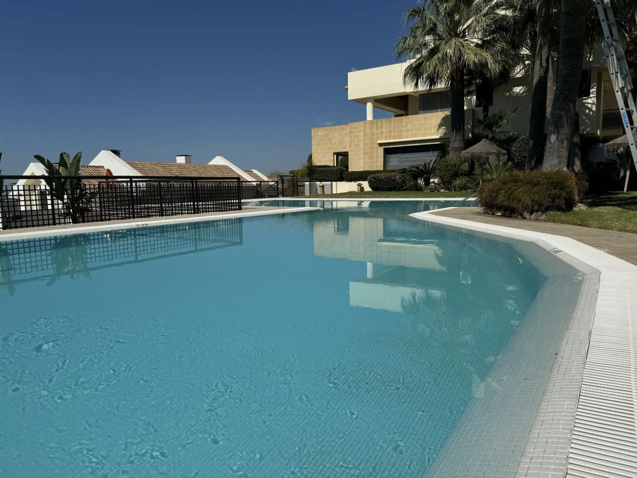 Nested in a natural and peaceful environment, surrounded by oak and pine trees, in an prestigious contemporary complex with 24 concierge and security service, this large 2 bedroom corner apartment offers some of the best views of the Mediterranean in Marb