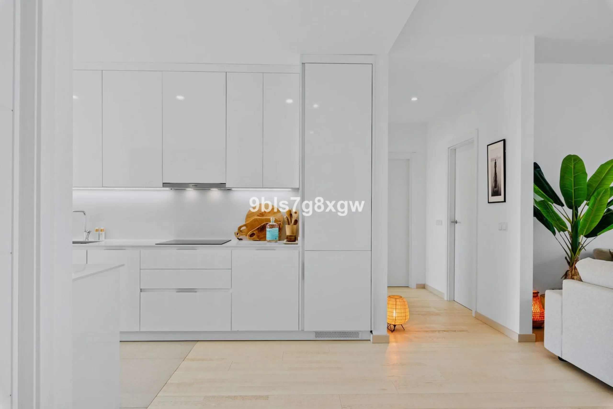 Apartment - Middle Floor Apartment в продаже в Casares, Málaga. В доме 2 спален и 2 ванных комнат. Площадь дома 121 м²