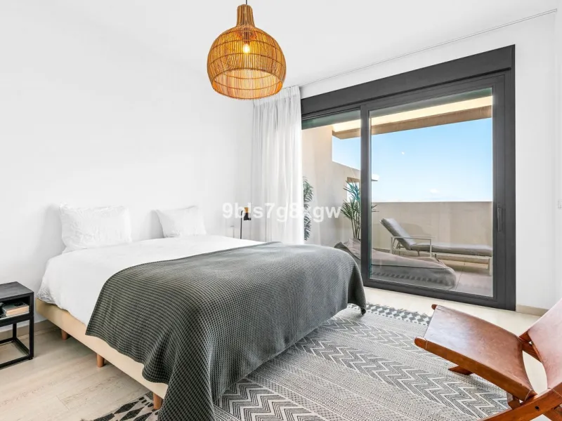 Apartment - Middle Floor Apartment в продаже в Casares, Málaga. В доме 2 спален и 2 ванных комнат. Площадь дома 121 м²