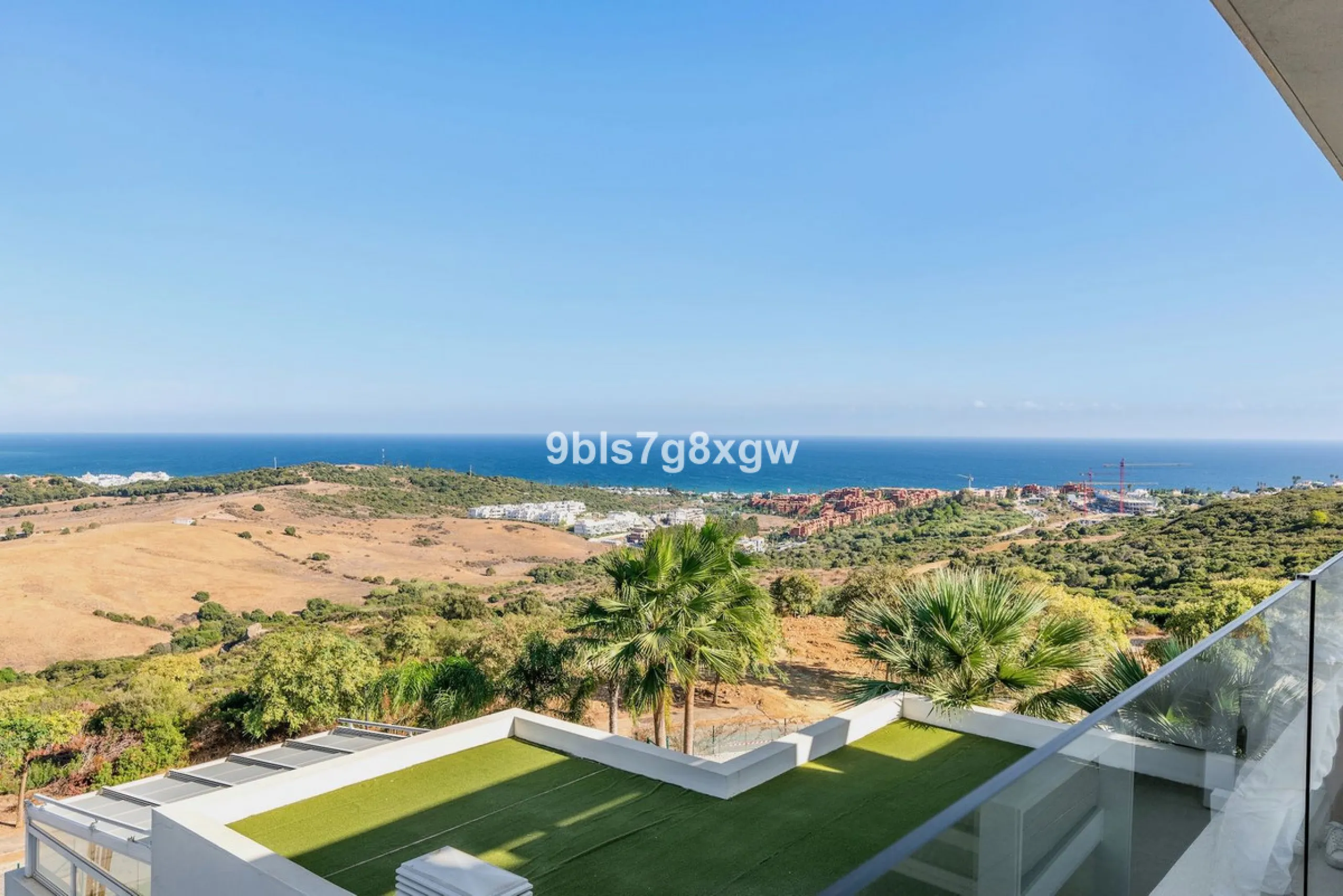 Apartment - Middle Floor Apartment в продаже в Casares, Málaga. В доме 2 спален и 2 ванных комнат. Площадь дома 121 м²