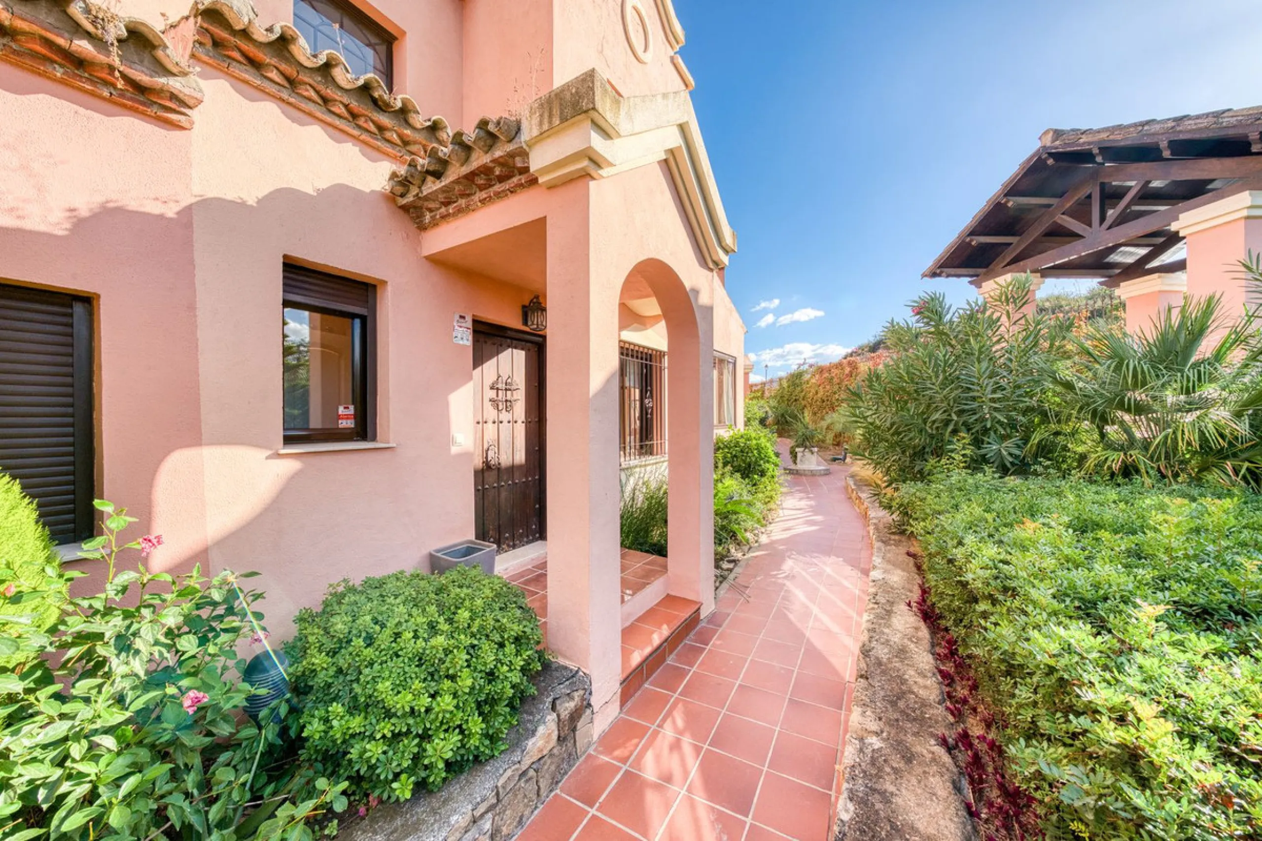Elegant Three-Bedroom Townhouse in a Prestigious Gated Community | Estepona