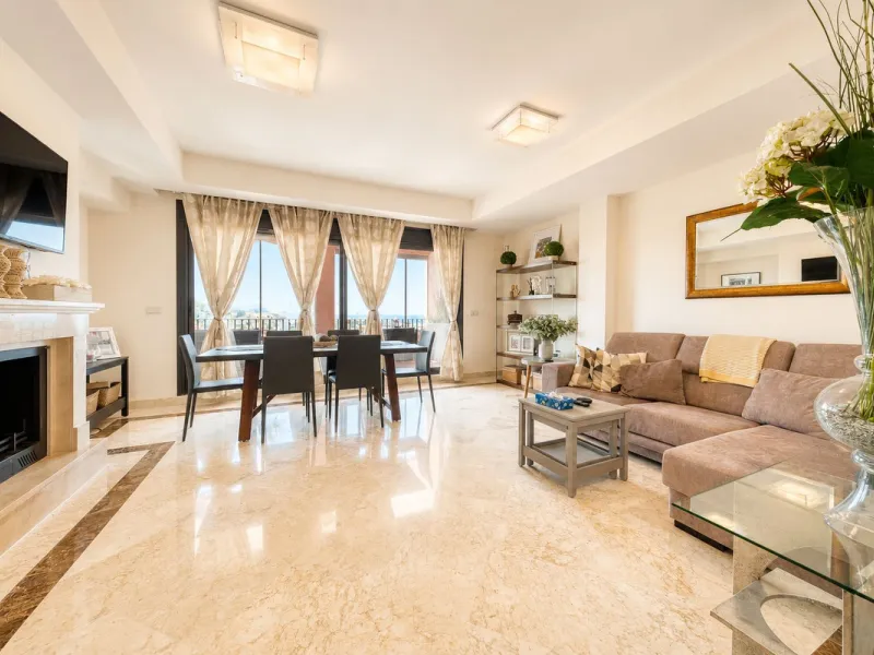 Elegant Three-Bedroom Townhouse in a Prestigious Gated Community | Estepona