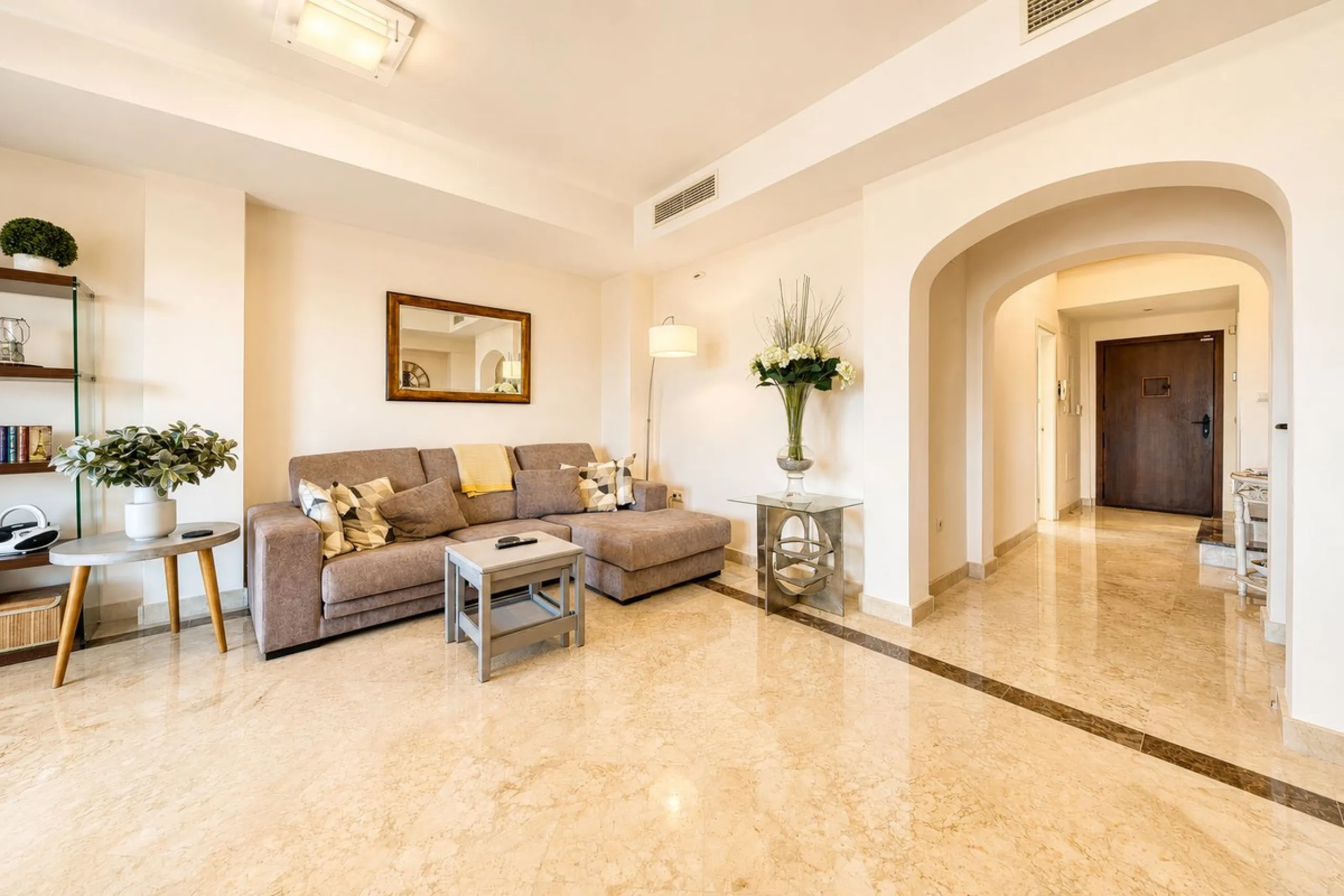 Elegant Three-Bedroom Townhouse in a Prestigious Gated Community | Estepona