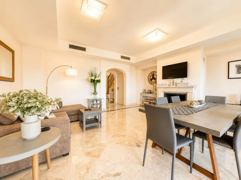 Elegant Three-Bedroom Townhouse in a Prestigious Gated Community | Estepona
