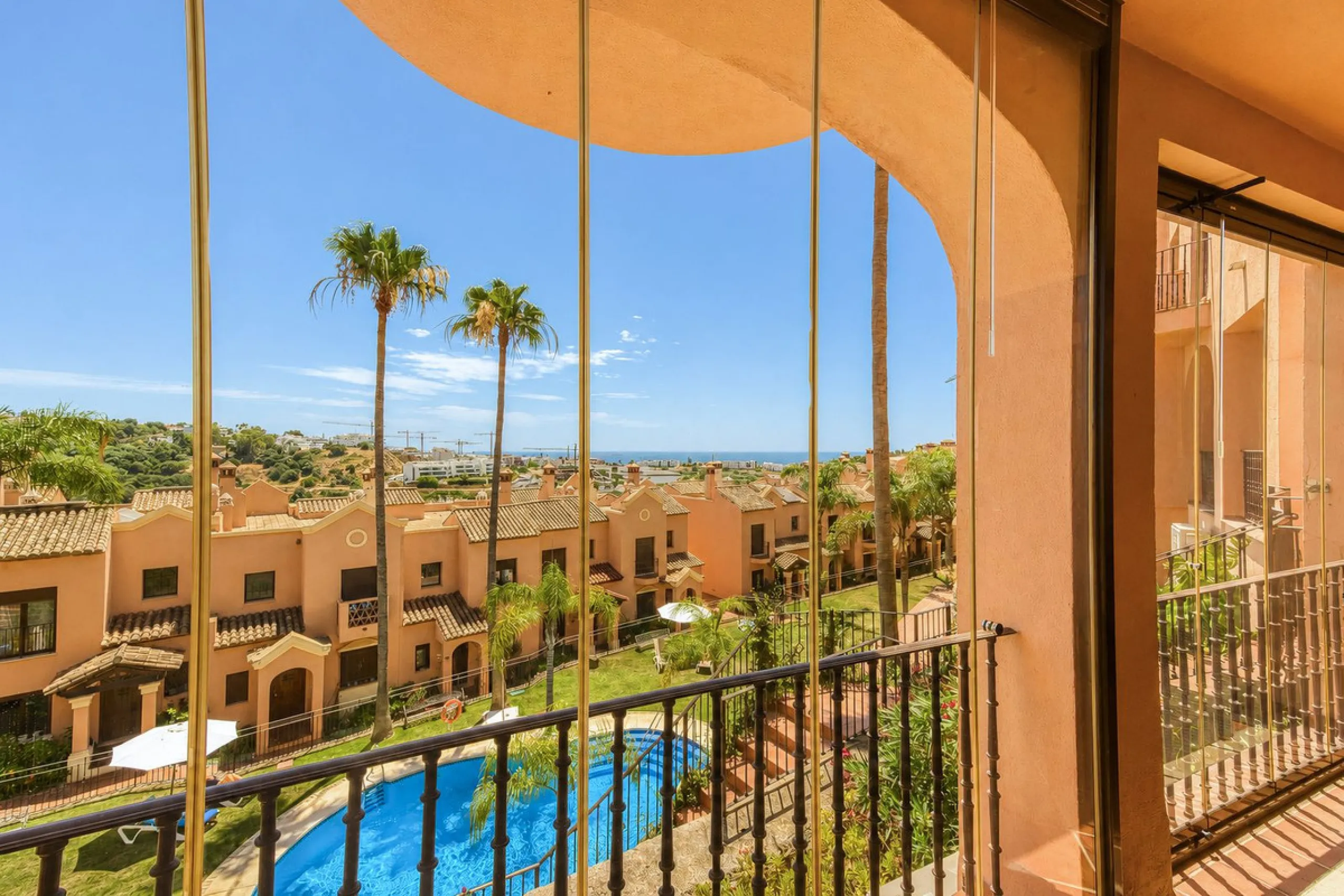 Elegant Three-Bedroom Townhouse in a Prestigious Gated Community | Estepona