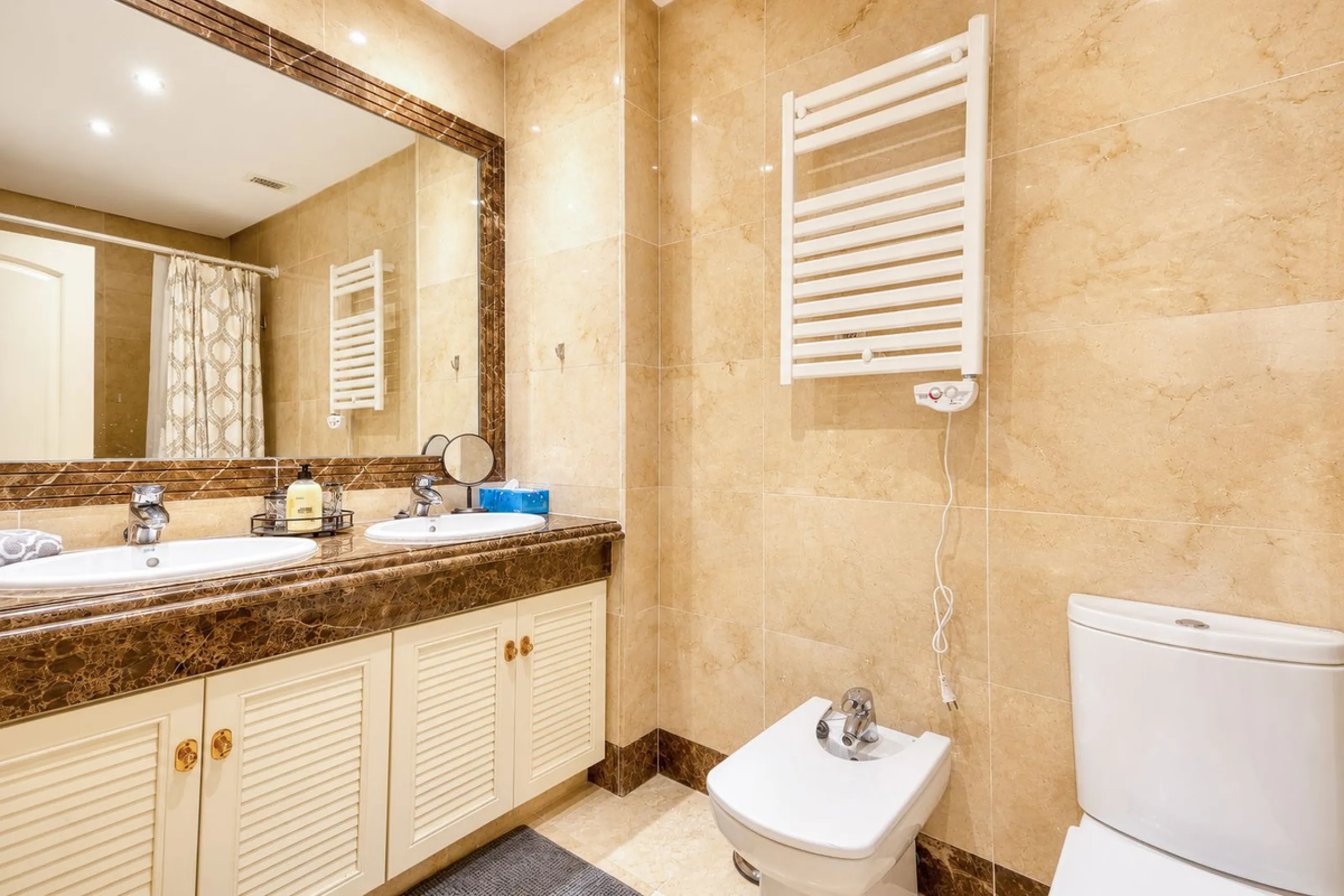 Elegant Three-Bedroom Townhouse in a Prestigious Gated Community | Estepona