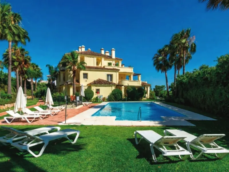Luxury 2-Bedroom Apartment with Large Sea-View Terrace – Casares Costa