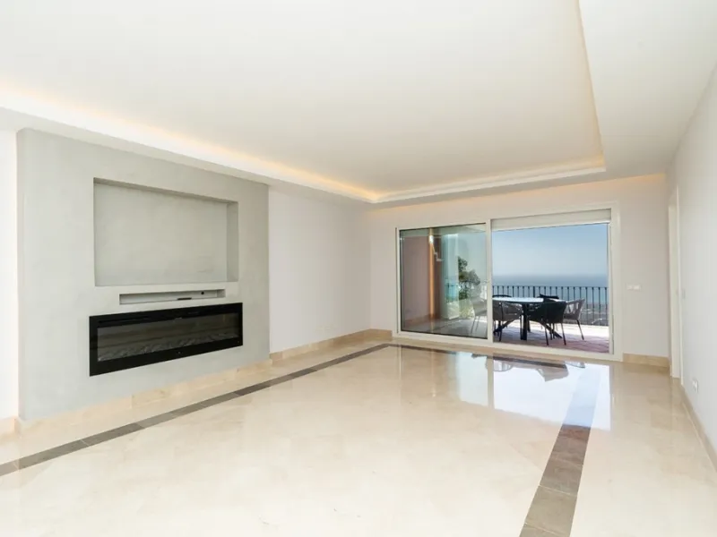 Apartment - Middle Floor Apartment в продаже в Marbella, Málaga. В доме 2 спален и 2 ванных комнат. Площадь дома 135 м²