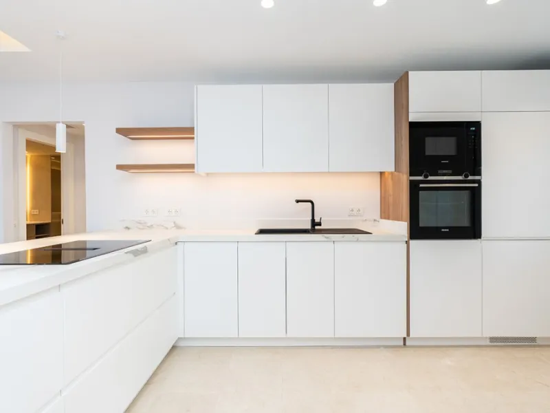 Apartment - Middle Floor Apartment в продаже в Marbella, Málaga. В доме 2 спален и 2 ванных комнат. Площадь дома 135 м²