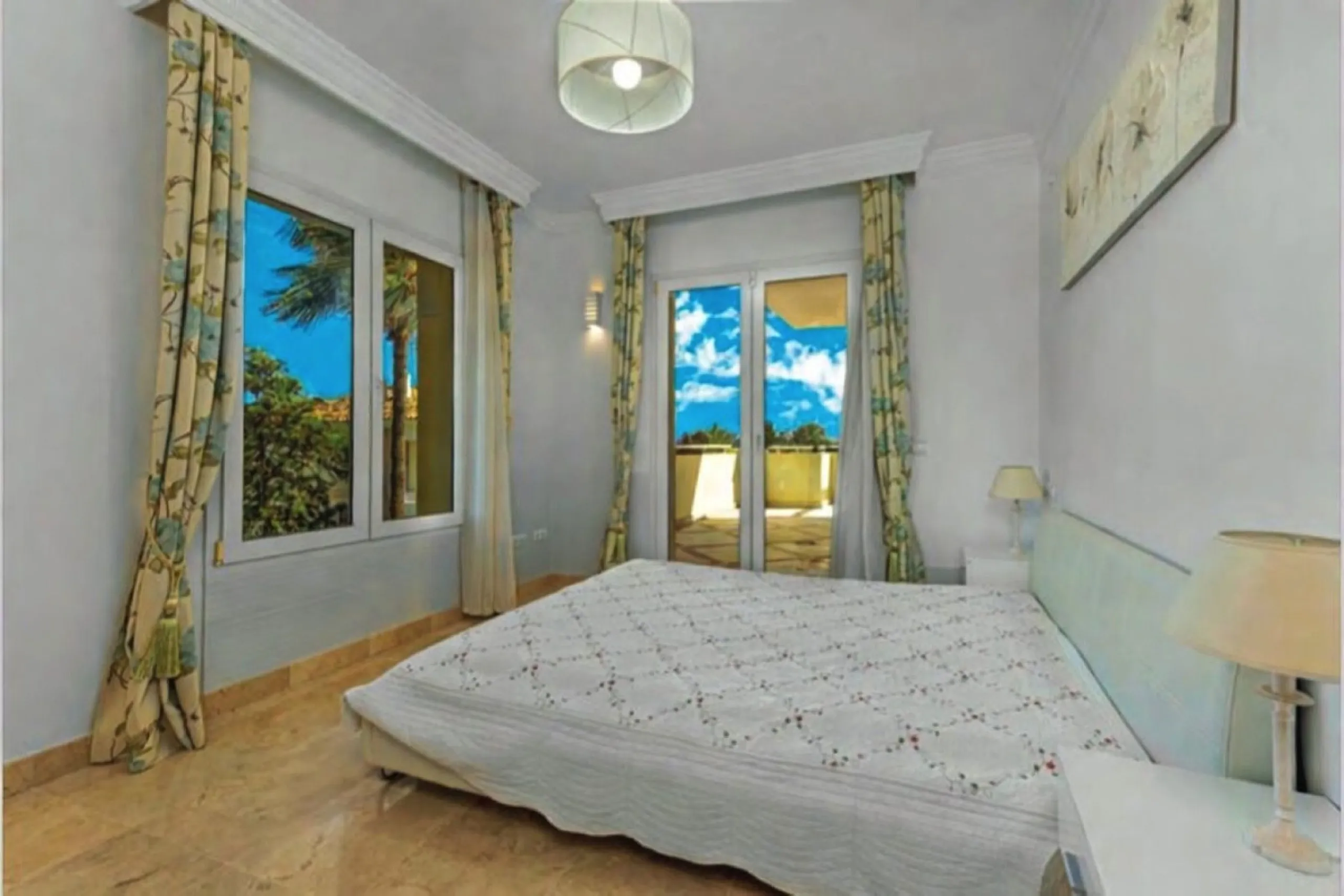 Luxury 2-Bedroom Apartment with Large Sea-View Terrace – Casares Costa